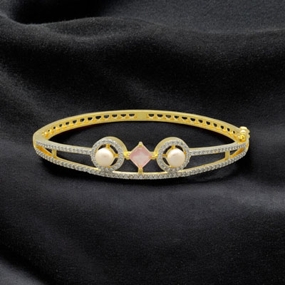 "Empress Bloom Pearl Bracelet - JPFEB-25-039 - Click here to View more details about this Product